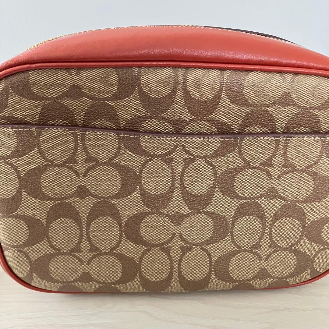 最終価格　美品　COACH コーチ スヌーピーシグネチャー カメラバッグ