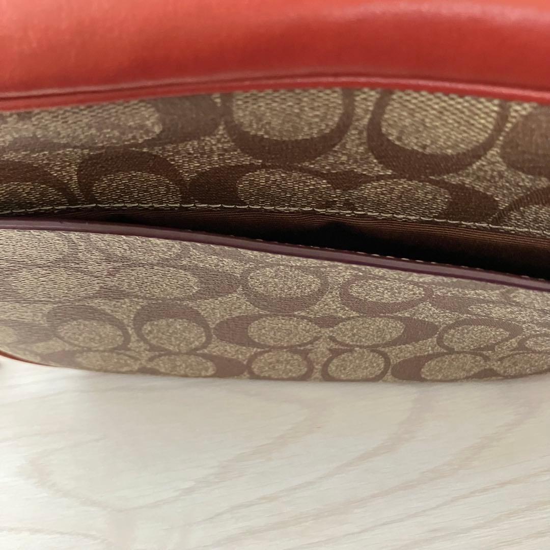 最終価格　美品　COACH コーチ スヌーピーシグネチャー カメラバッグ