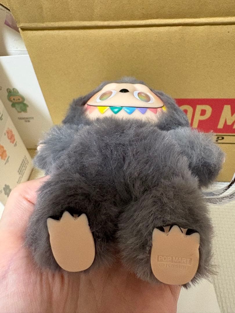 POPMART ラブブ　エナジー　シークレット