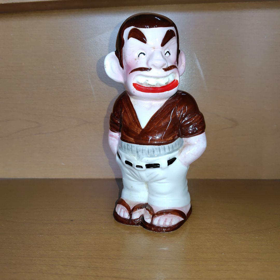 昭和レトロ じゃりン子チエ テツ 貯金箱 陶器 - メルカリ