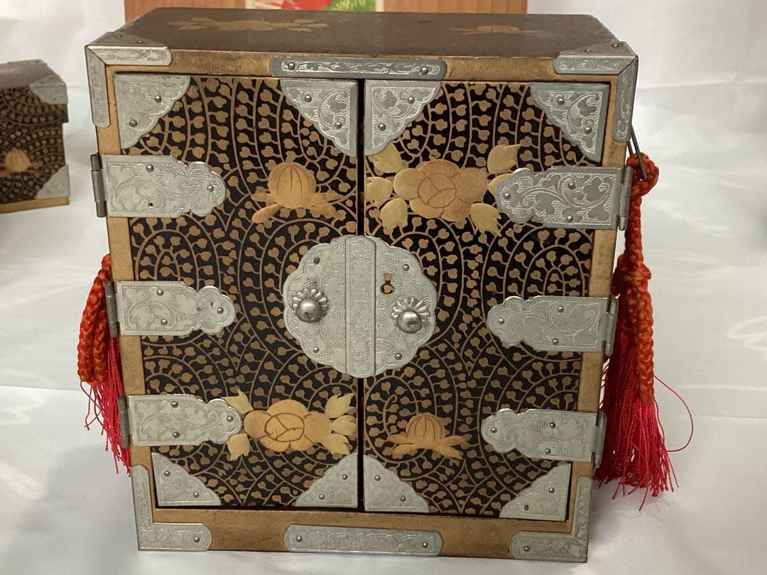 金彩蒔絵ミニチュアお雛道具 アンティーク収納箱セット 大・中・小