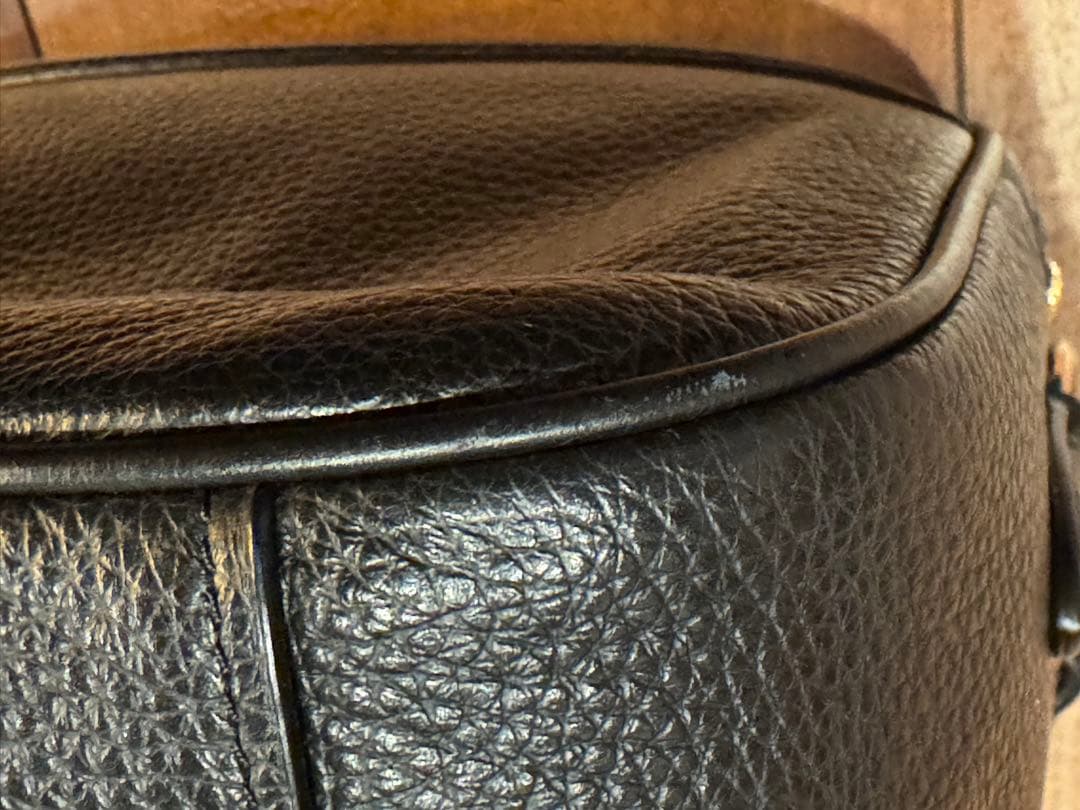 正規品 COACH (コーチ) レザーショルダーバッグ ブラック ゴールド