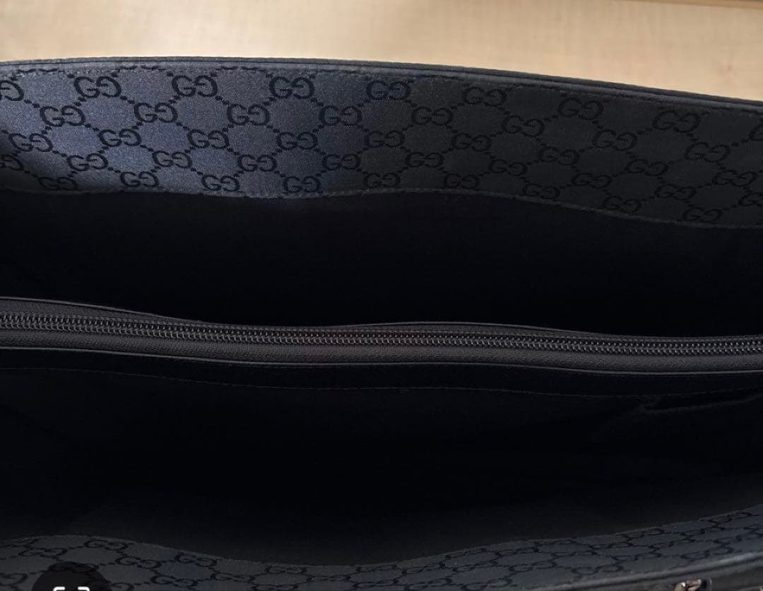 極美品 正規品グッチ GGナイロン ビジネス バッグブリーフケース