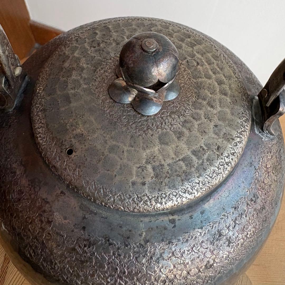 鉄製ハンマード鉄瓶 銀川堂