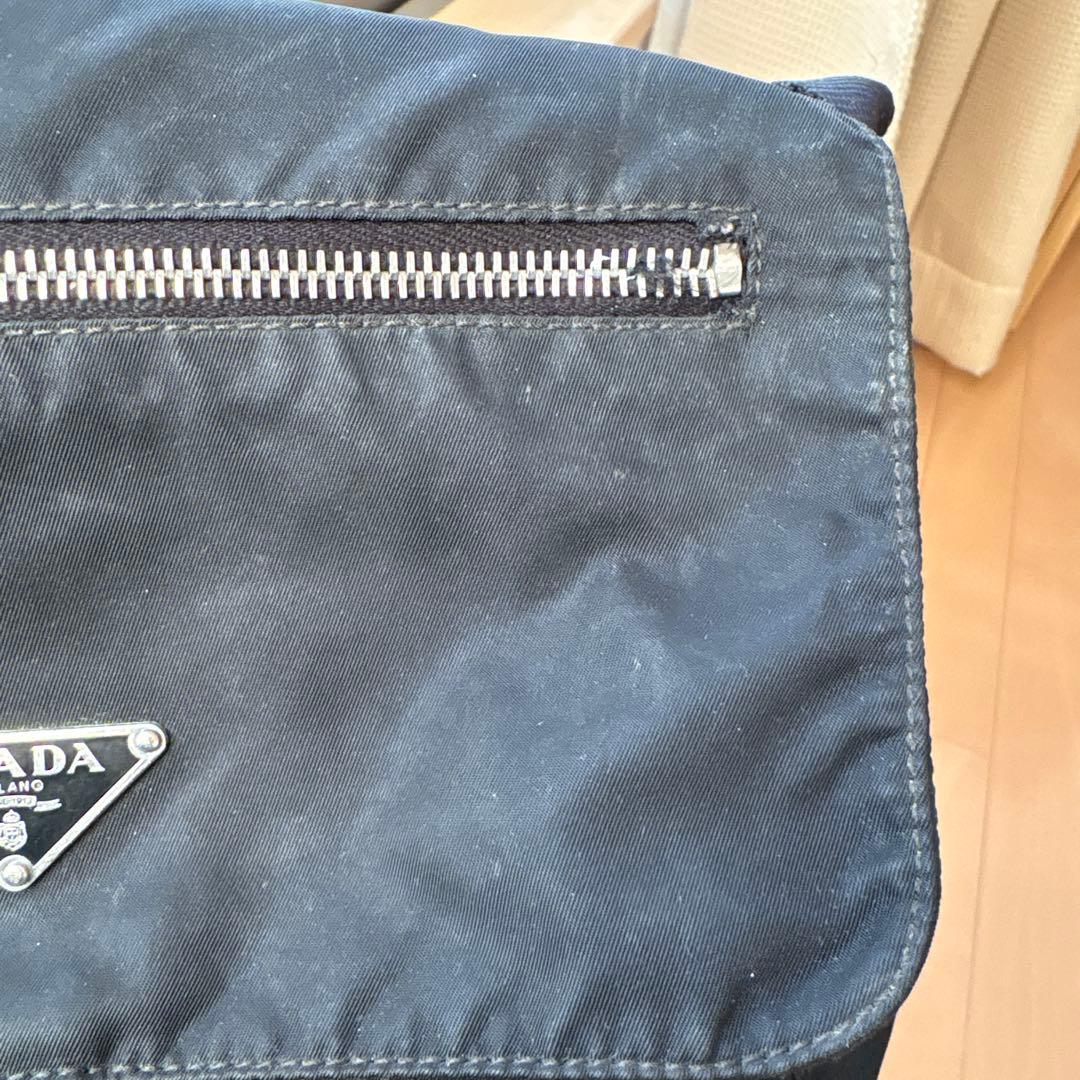 PRADA プラダ ショルダーバッグ ワンショルダー 三角ロゴ 斜め掛け