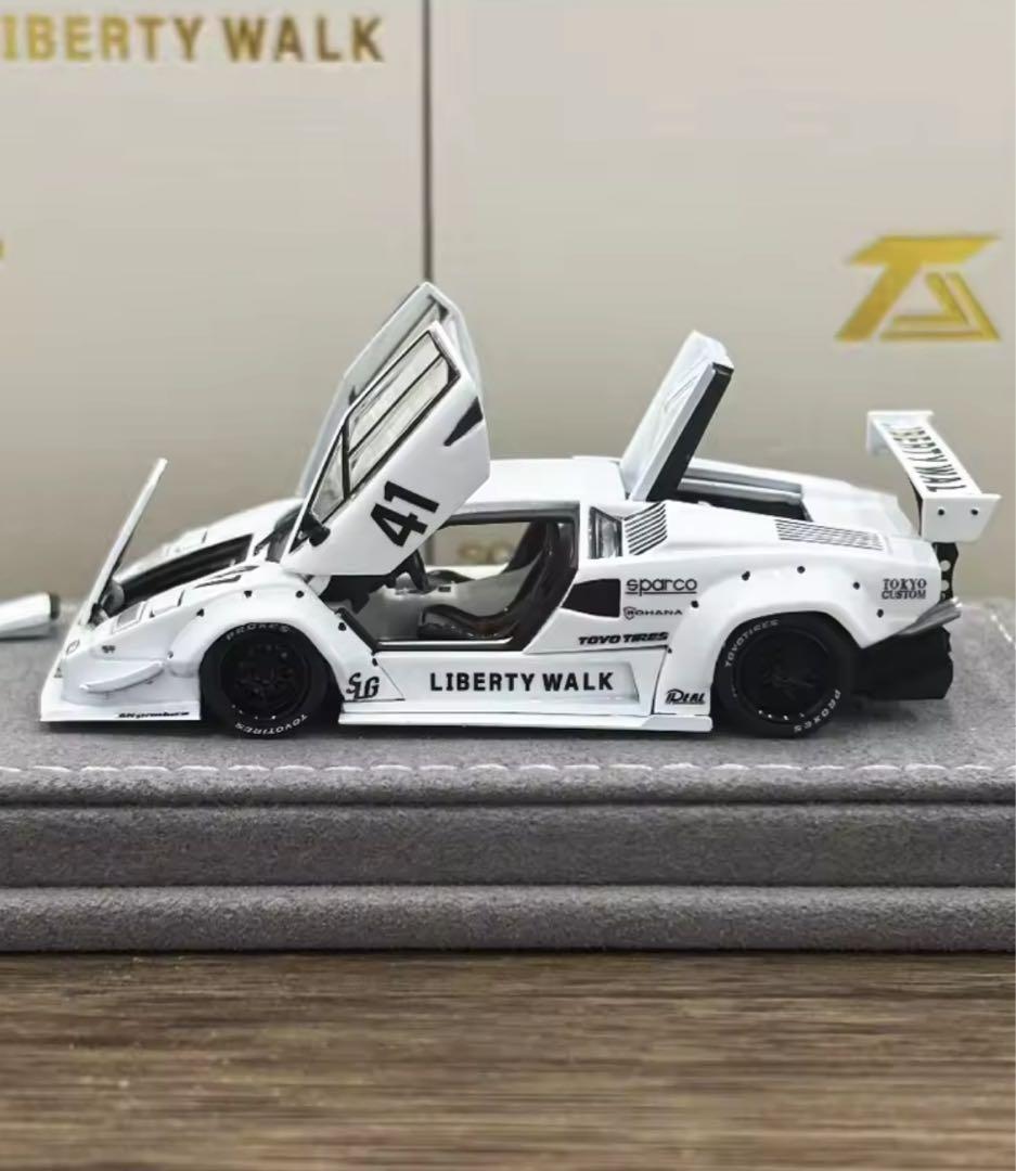 1台限り‼︎TopArt ランボルギーニ カウンタック LBWK