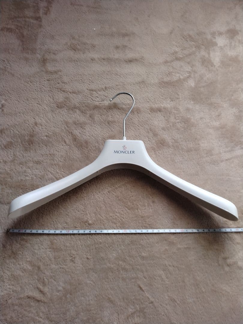 wiIIiさま専用モンクレール ガーメントケース&ハンガー&ショップ袋