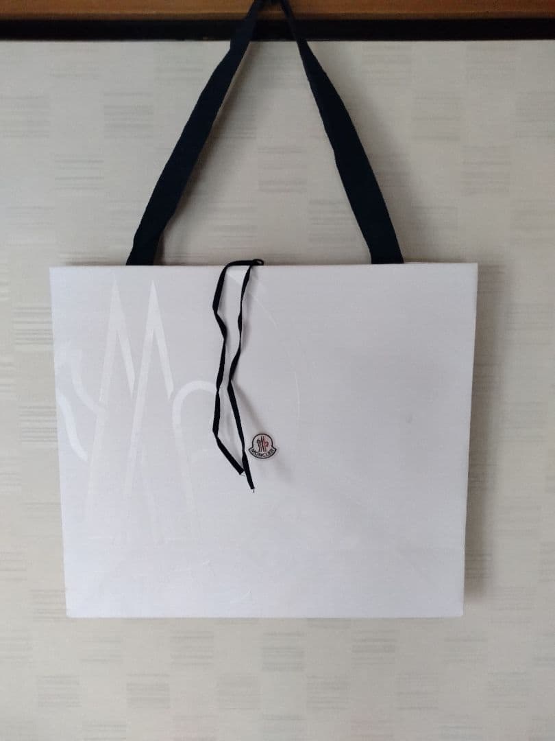 wiIIiさま専用モンクレール ガーメントケース&ハンガー&ショップ袋