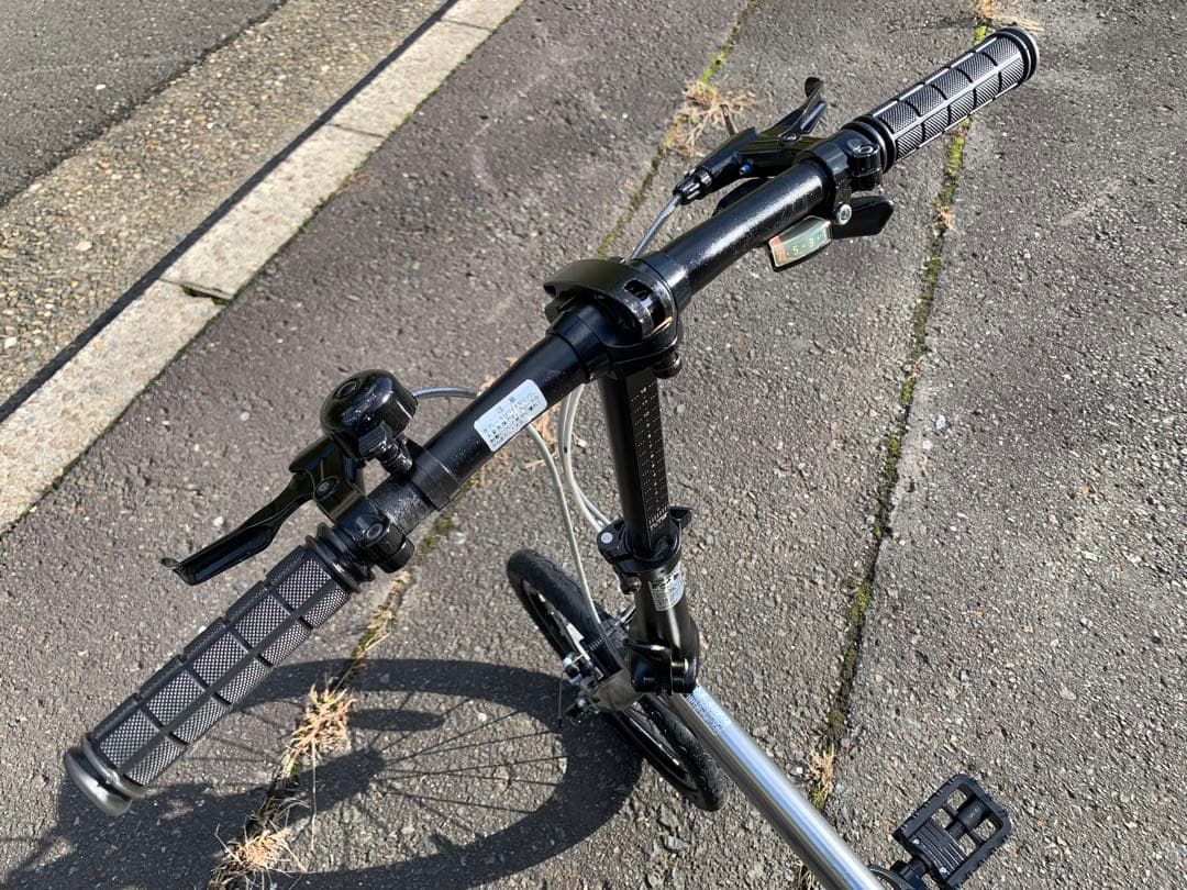 【即乘】送料無料 RENAULT折り畳み自転車7速 ミニベロ 小径車 16インチ