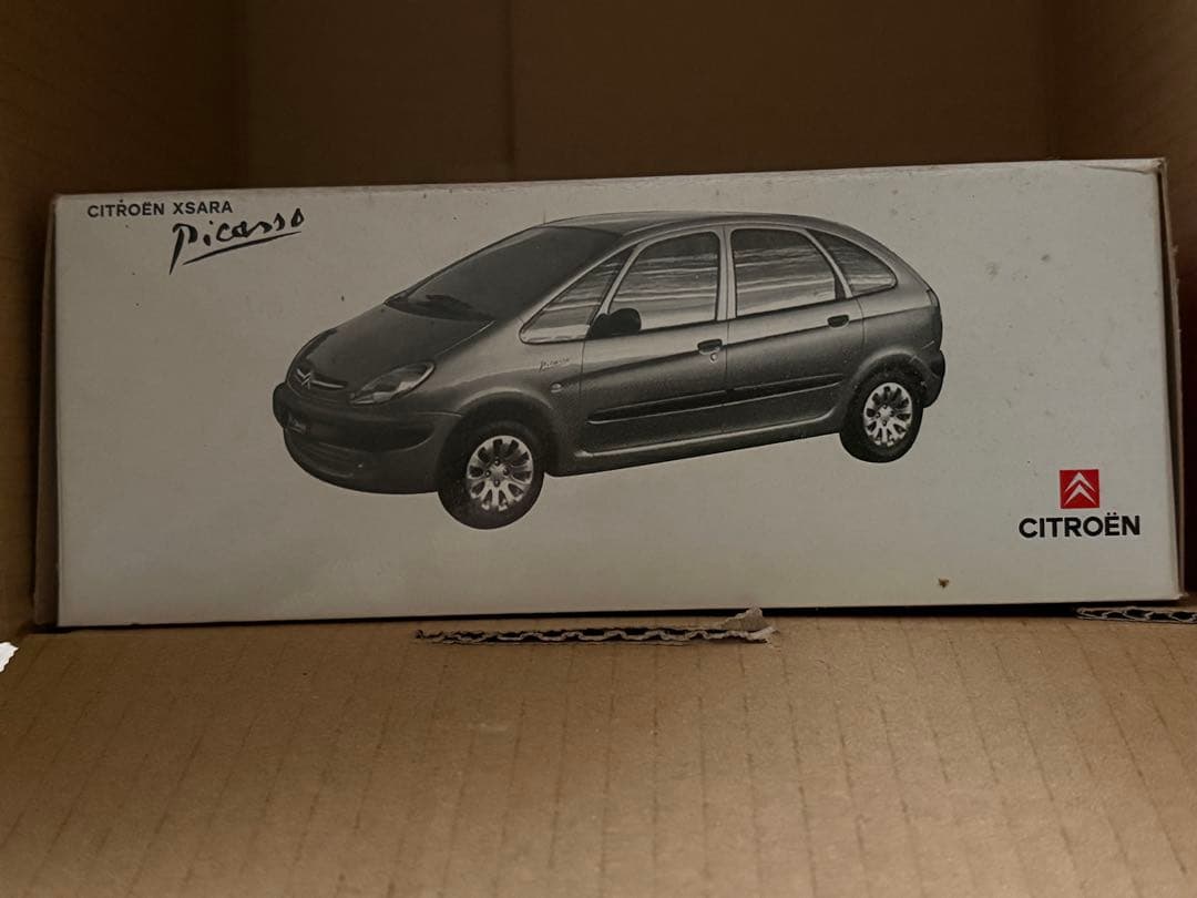 ノレブ シトロエン クサラピカソ 1/43スケール