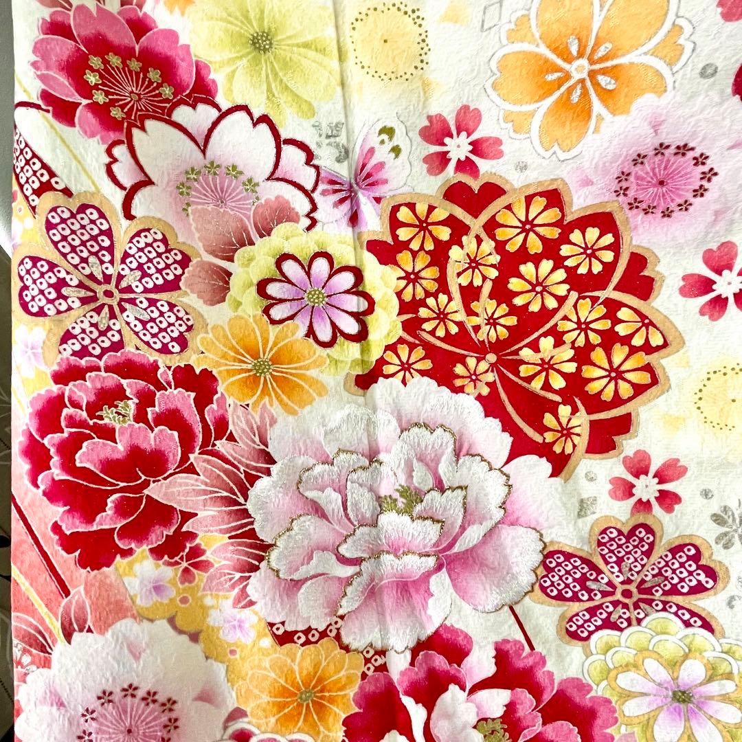 振袖］正絹 やわらかい白 生成り 桜 牡丹 蝶 箔 成人式 ママ振り 振り袖