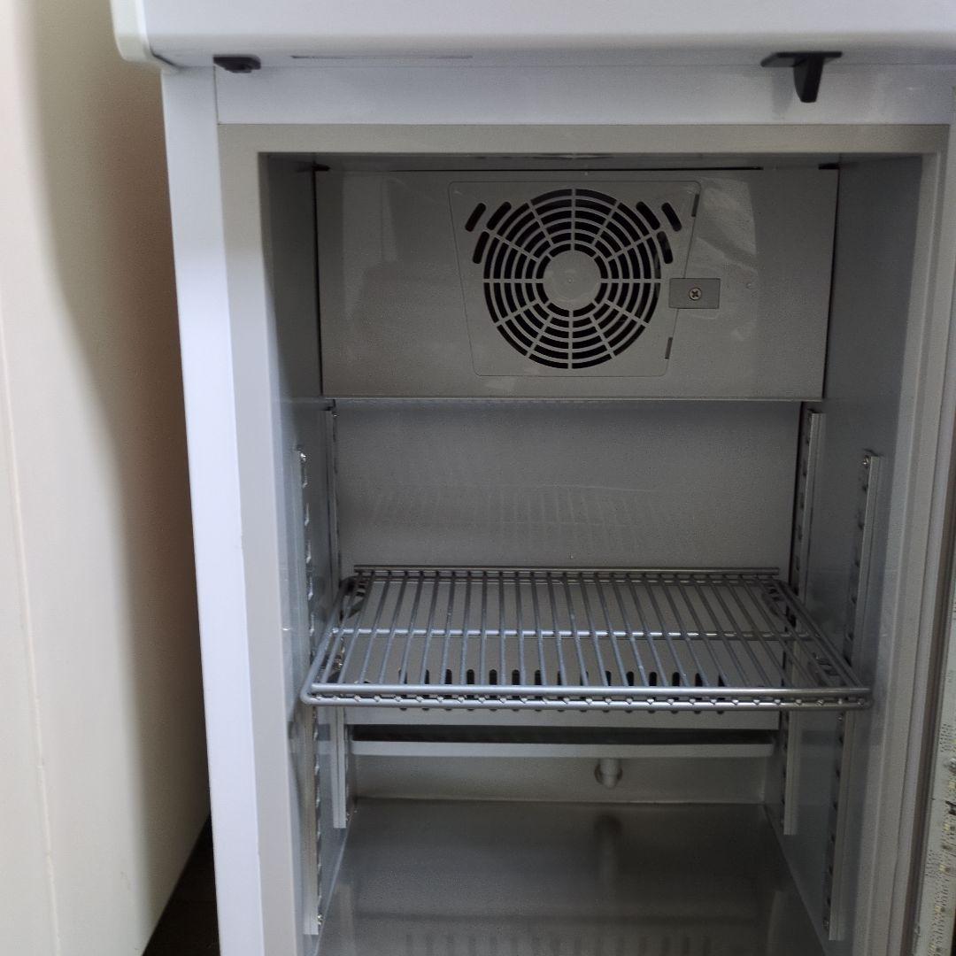 コカ・コーラ冷蔵ショーケース