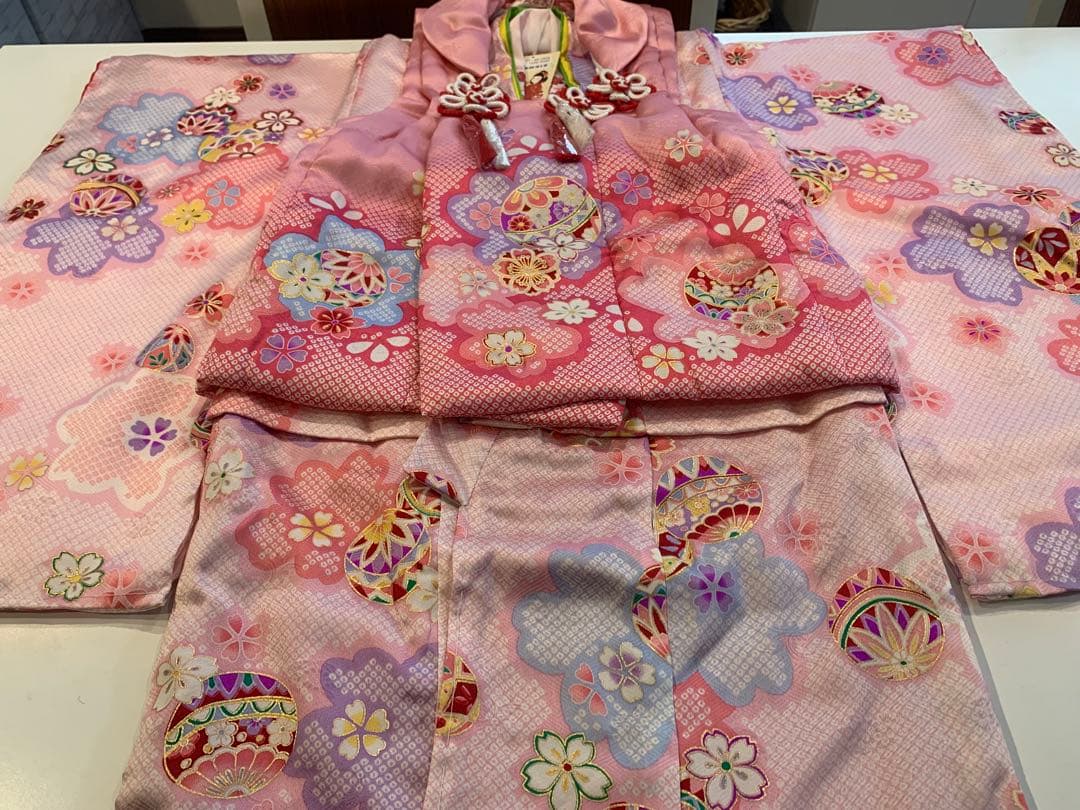 七五三⭐︎正絹⭐︎桜古典柄着物、被布コート、ファー襟付き7点セット新品タグ付三歳五歳