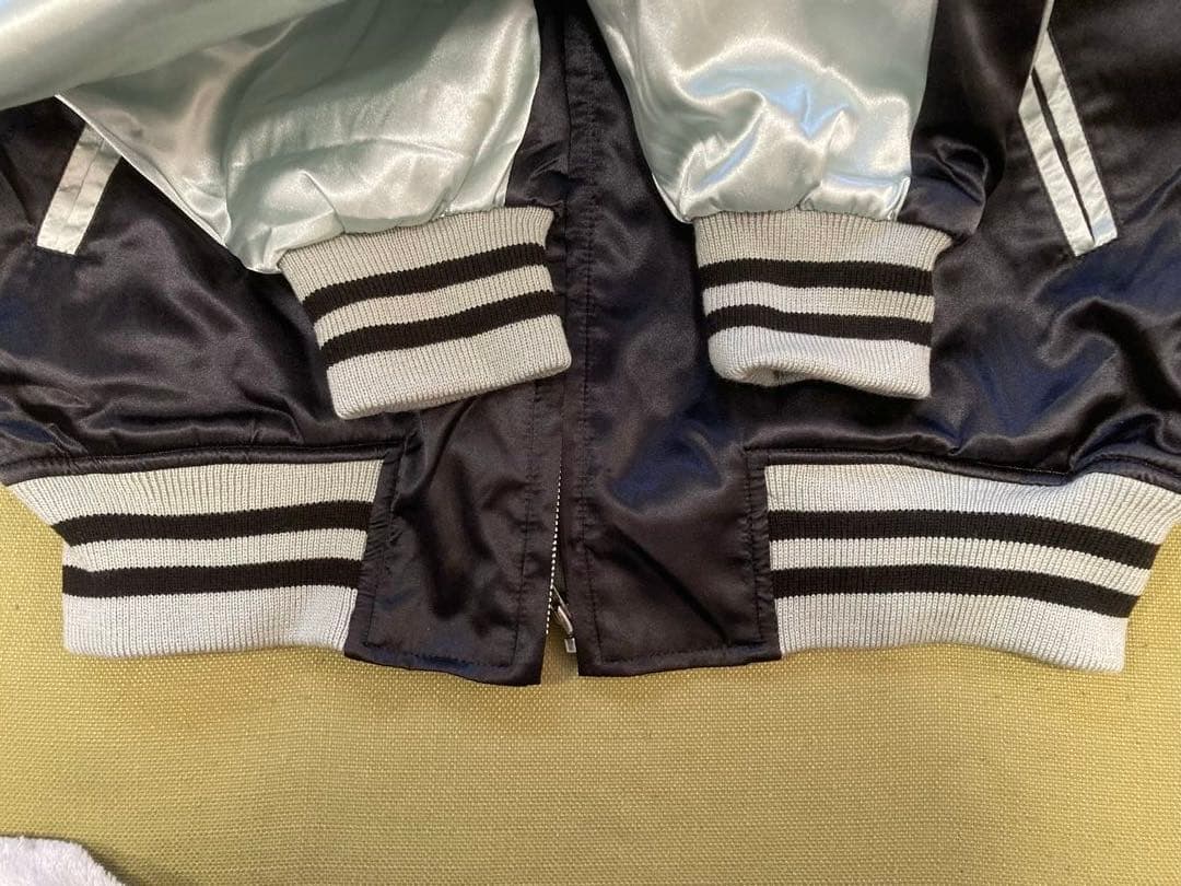 た*た様 ももいろクローバーZ スカジャン くろ