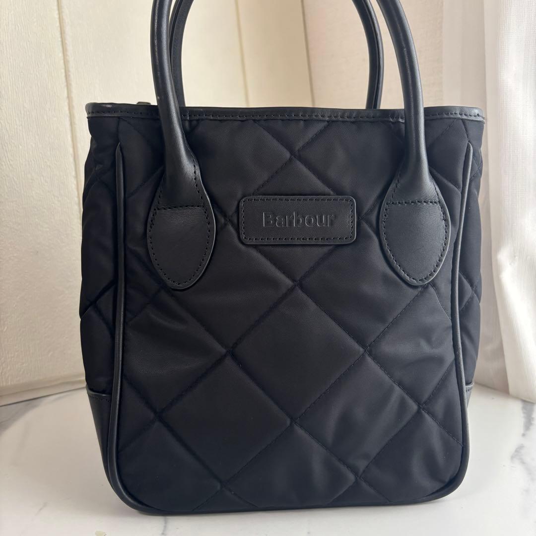 【極美品】Barbour ハンドバッグ　キルティング　黒　レザー×ナイロン