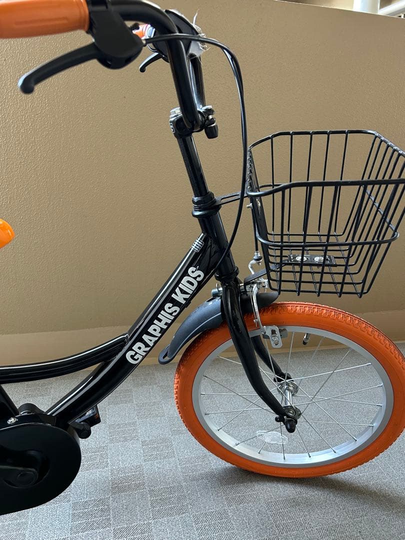 美品】GRAPHIS☆子供用自転車☆18インチ ブラック/オレンジ☆補助輪付き
