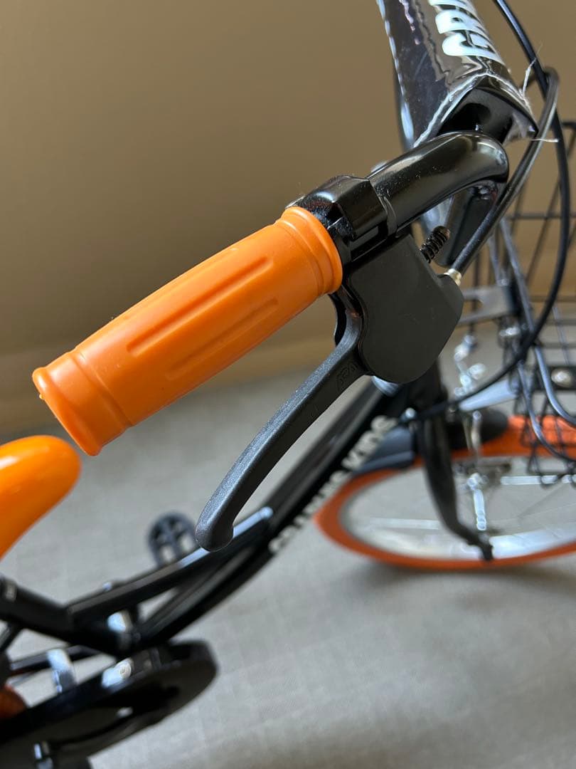 美品】GRAPHIS☆子供用自転車☆18インチ ブラック/オレンジ☆補助輪付き