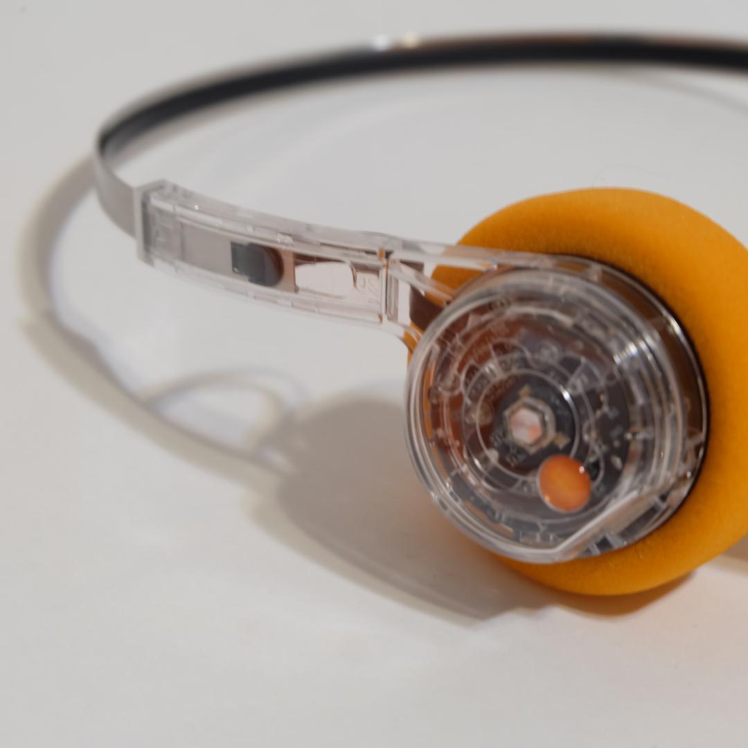 GINさん様専用】MONDOワイヤレスヘッドホン 色パターン切替可 M1012