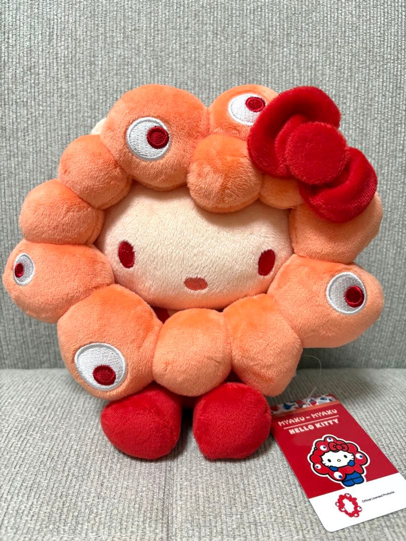 ハローキティM】推しカラー サンリオ ミャクミャク なりきりぬいぐるみ