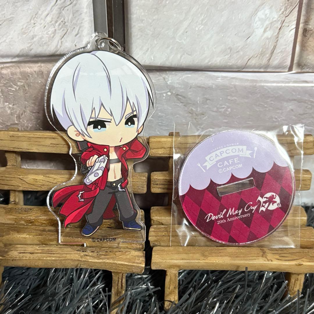 ✨ デビルメイクライ 20周年 カプコンカフェ アクリル スタンド ダンテ