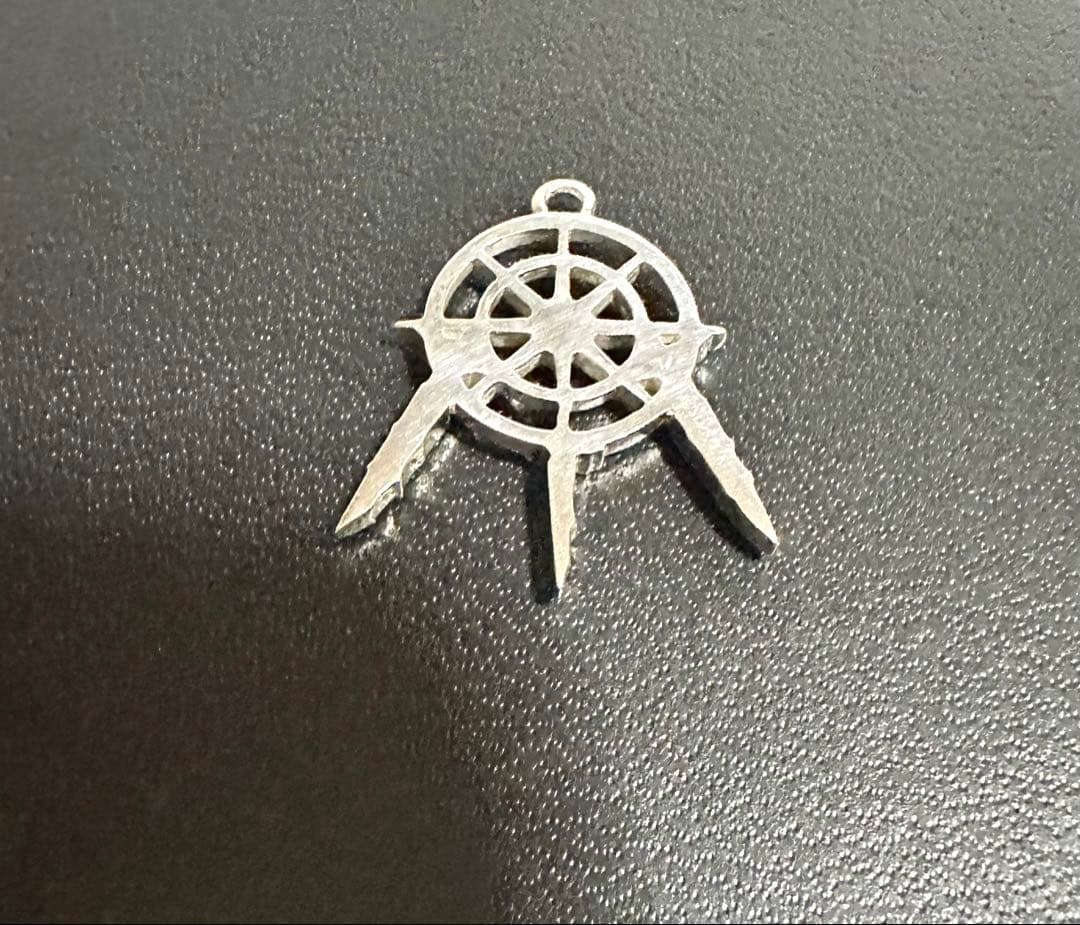 光の護封剣 シルバーペンダント　遊戯王　アクセサリー