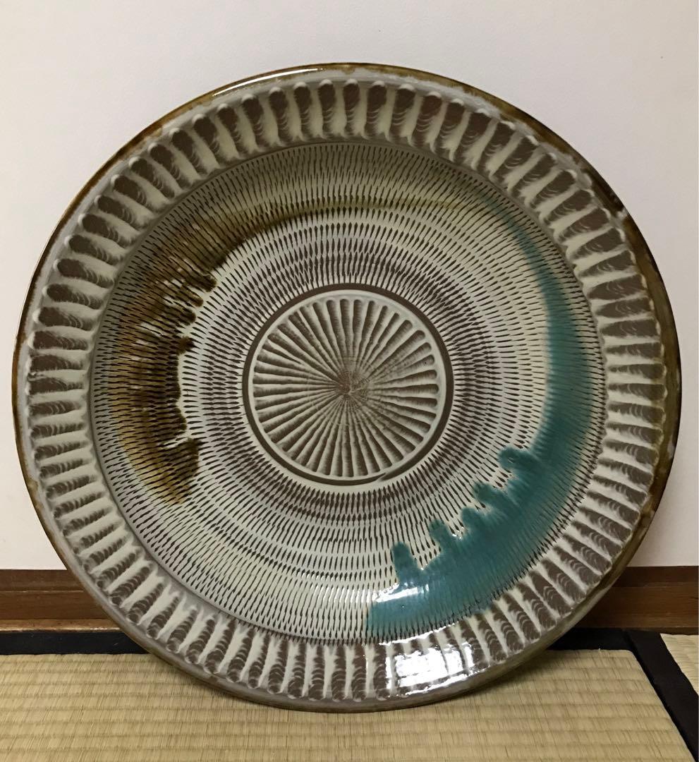 小石原焼の特大皿 陶器 飛び鉋 径約49㎝ - メルカリ