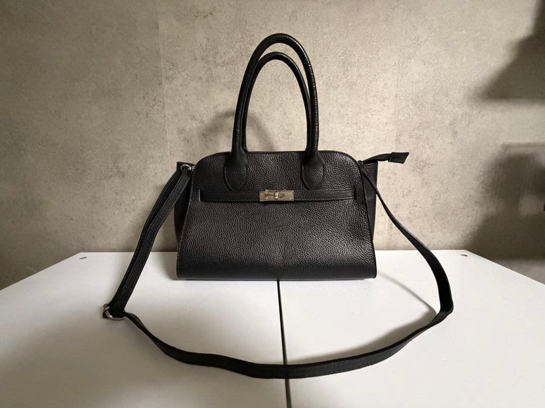 AULENTTI DOLLARO BAG カウレザーショルダーバッグ