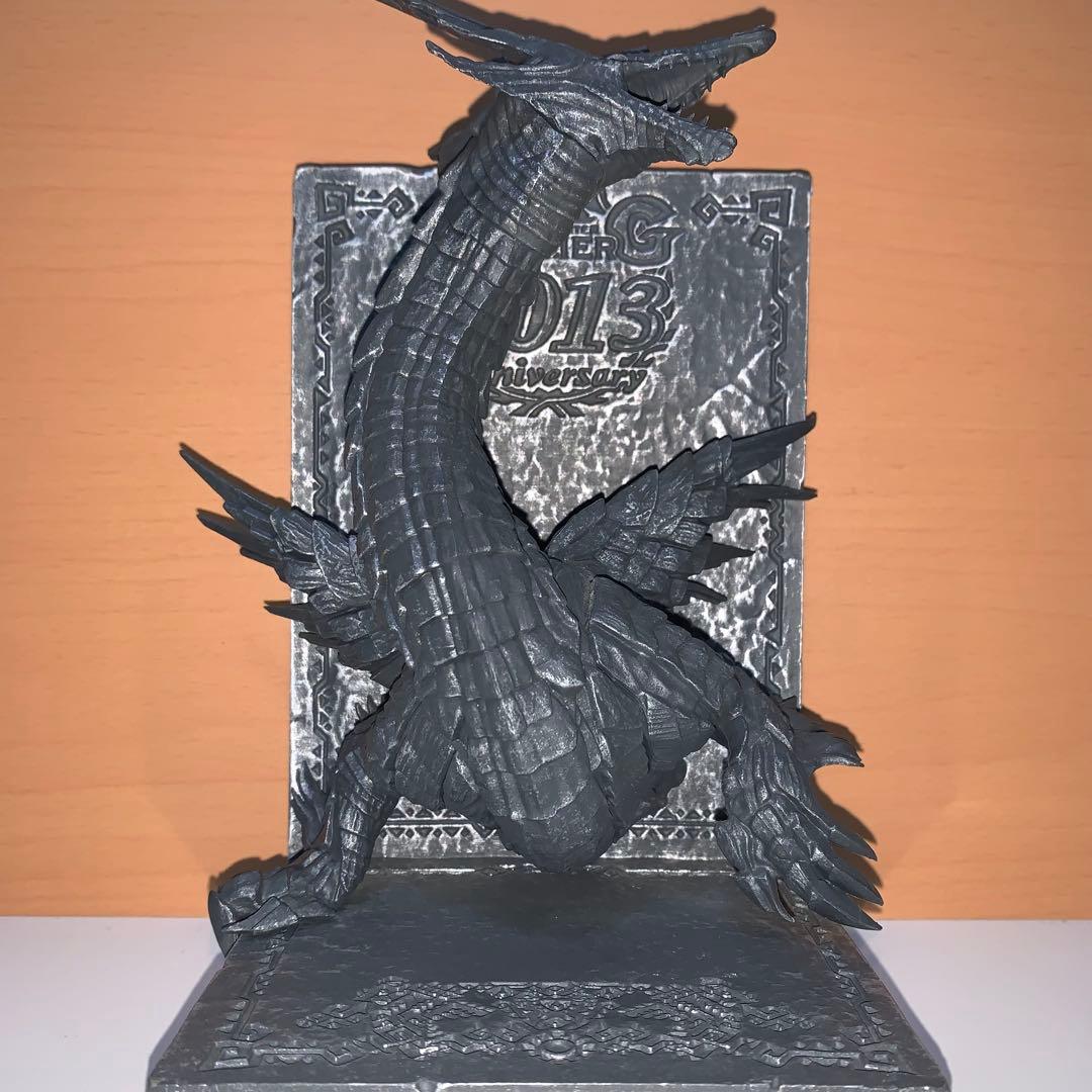 モンスターハンターフロンティア シャンティエン フィギュア ブック