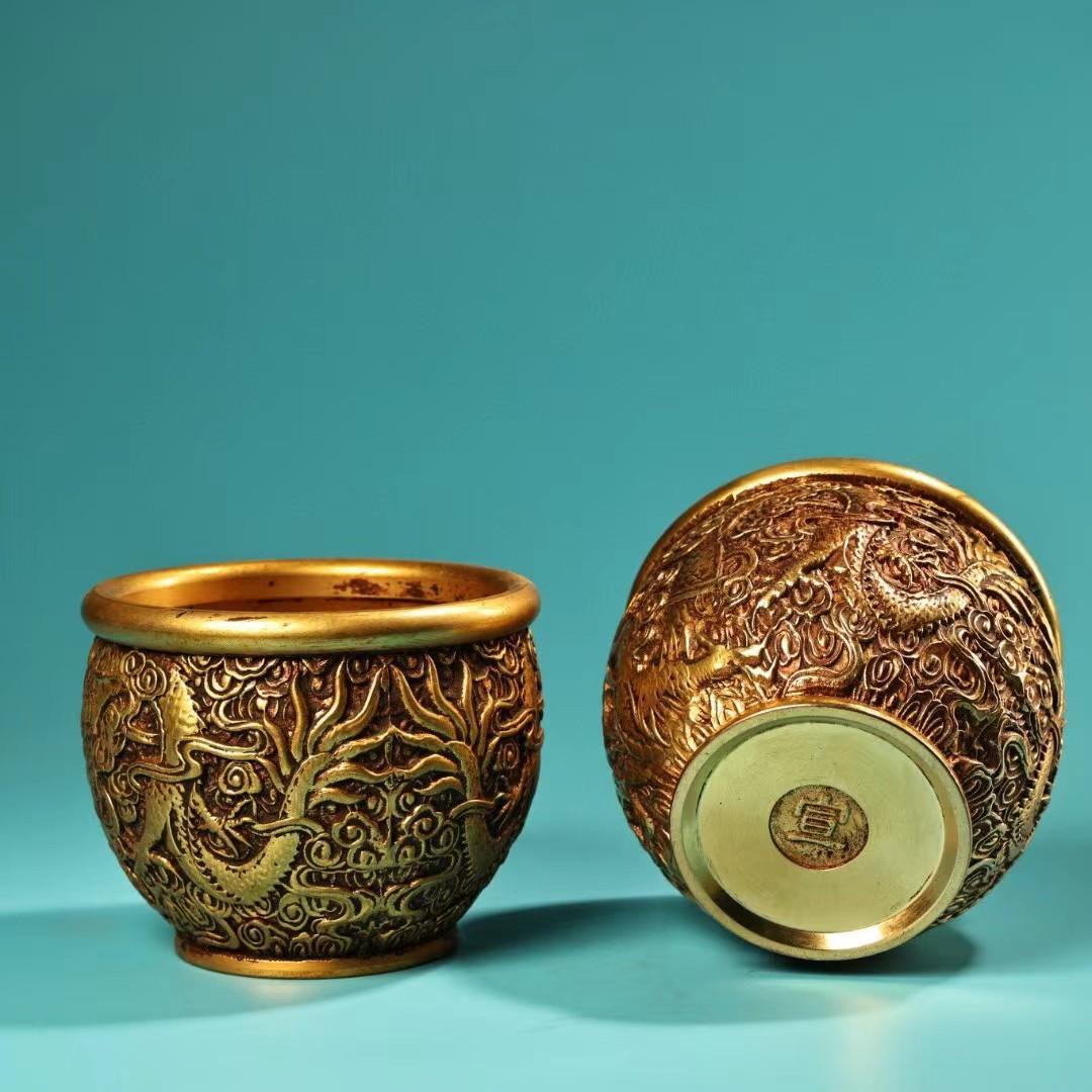 中国古美術・旧蔵二龍戯珠の缶セット・鏨刻鎏金・純銅製・高浮彫・置物・茶道具・酒具