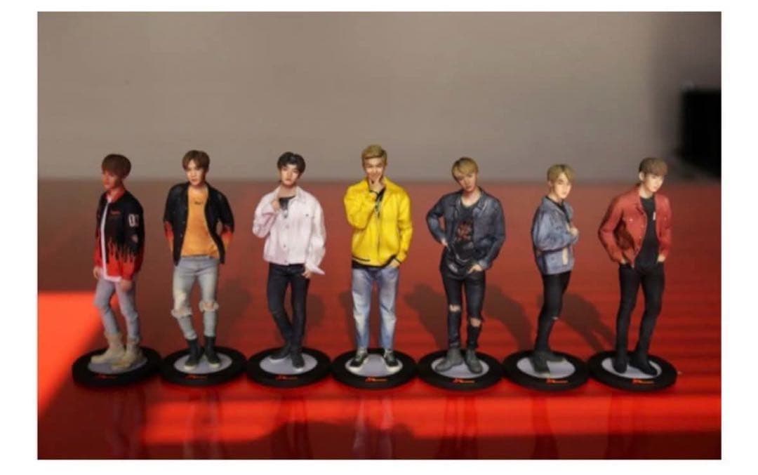 BTS 防弾少年団 SK telecom テレコム公式　フィギュア ソクジン