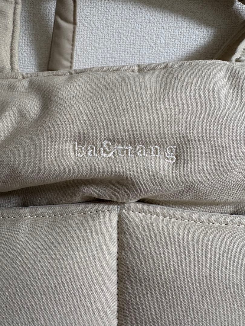 ほぼ未使用】ba&ttang ベージュ キャリーバッグ M カーベルト付き