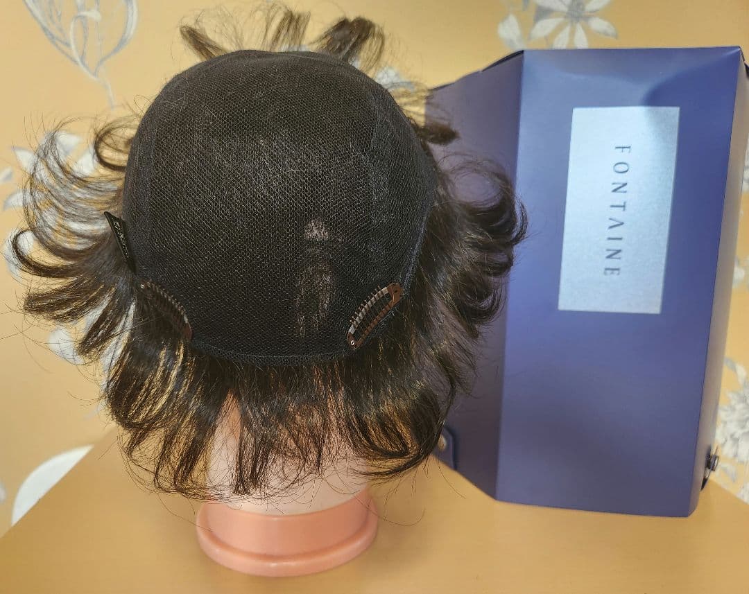 フォンテーヌ VALAN PREMIUM ショートウィッグ　未使用品