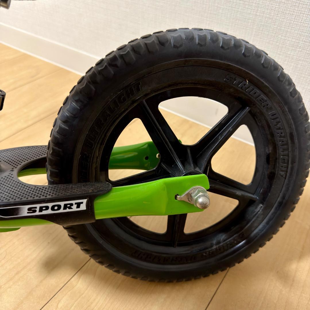 美品 ストライダー スポーツ グリーン 12インチ Strider Sports