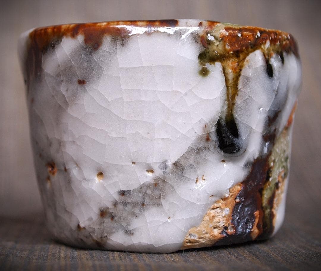 個展作品☆村越琢磨【師：梅原武平】志野織部酒器B☆ビードロ