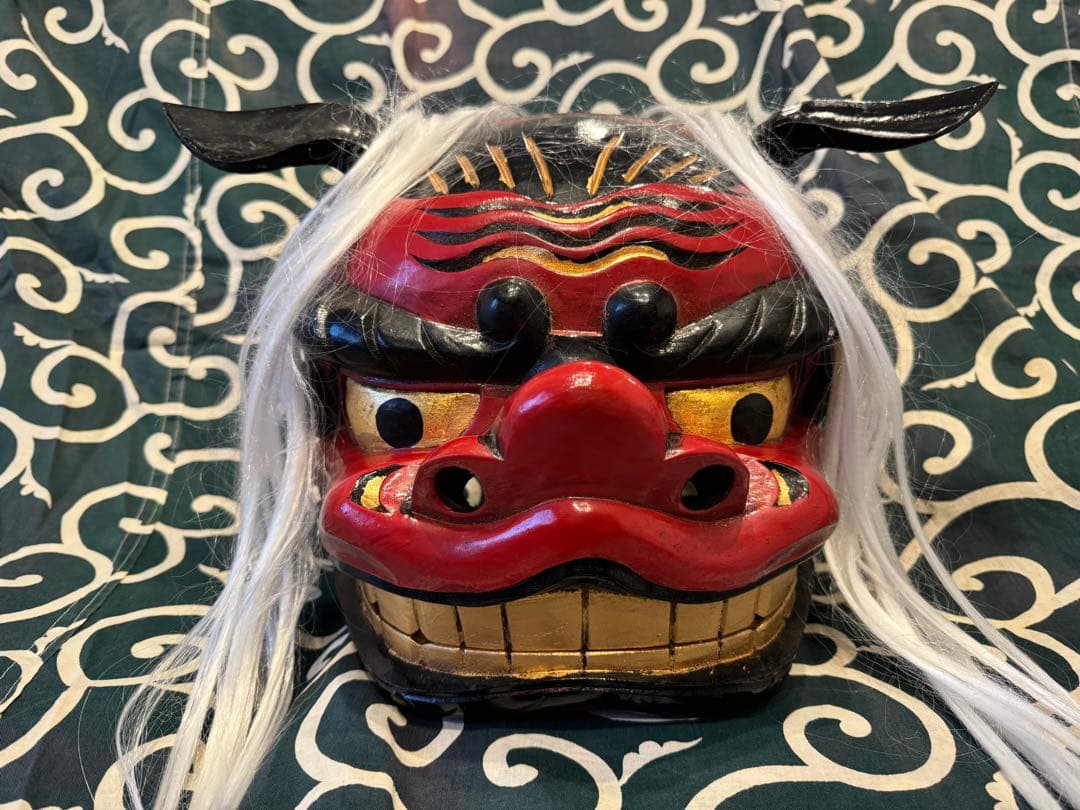 値下げ交渉可】獅子頭獅子舞木彫り桐製工芸品漆塗り金箔