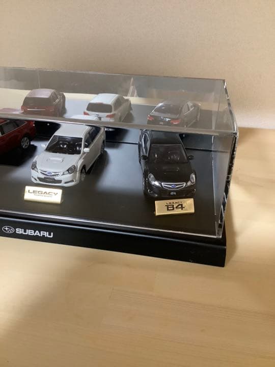 新品非売品 SUBARU スバルレガシィ 1/43スケールのミニカー