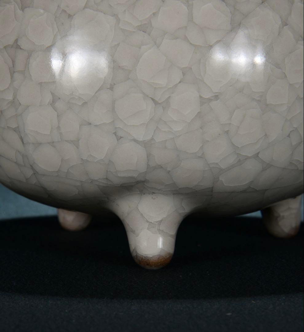 旧蔵 宋・官窑 青白釉 三足炉