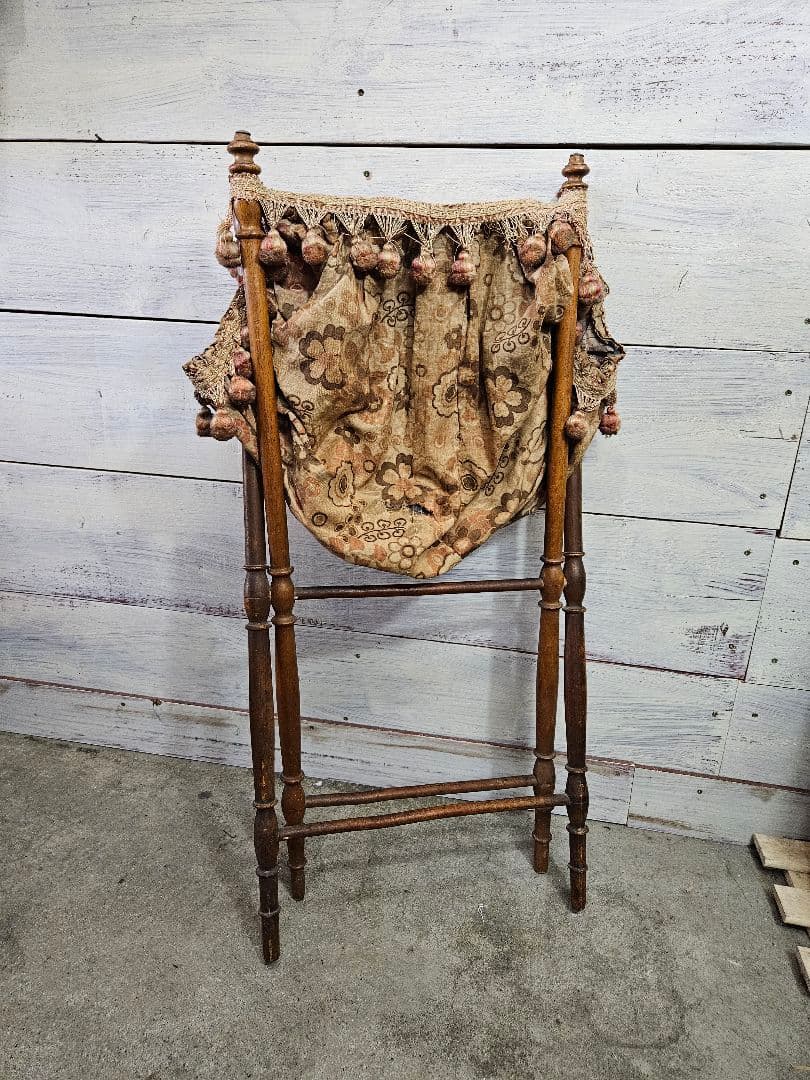 フランスアンティーク ソーイングスタンド 木製×ファブリック フリンジ