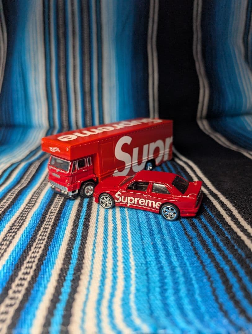 Supreme Hot Wheels Fleet Flyer ミニカー BMW