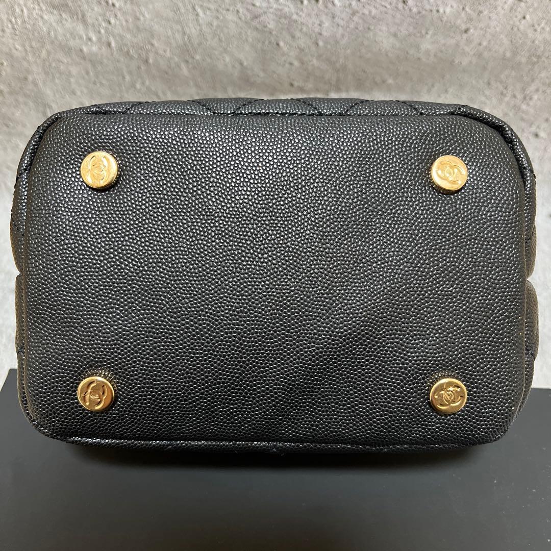 【新品未使用】シャネルブラック キルティング 巾着チェーンショルダーバッグ