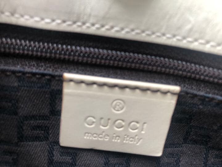 GUCCI 白 ハンドバッグ