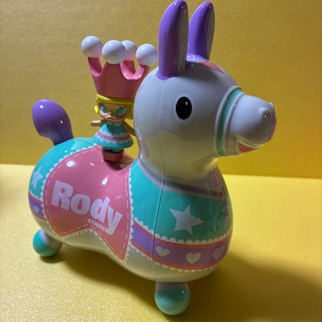 RODY × MOLLY molly