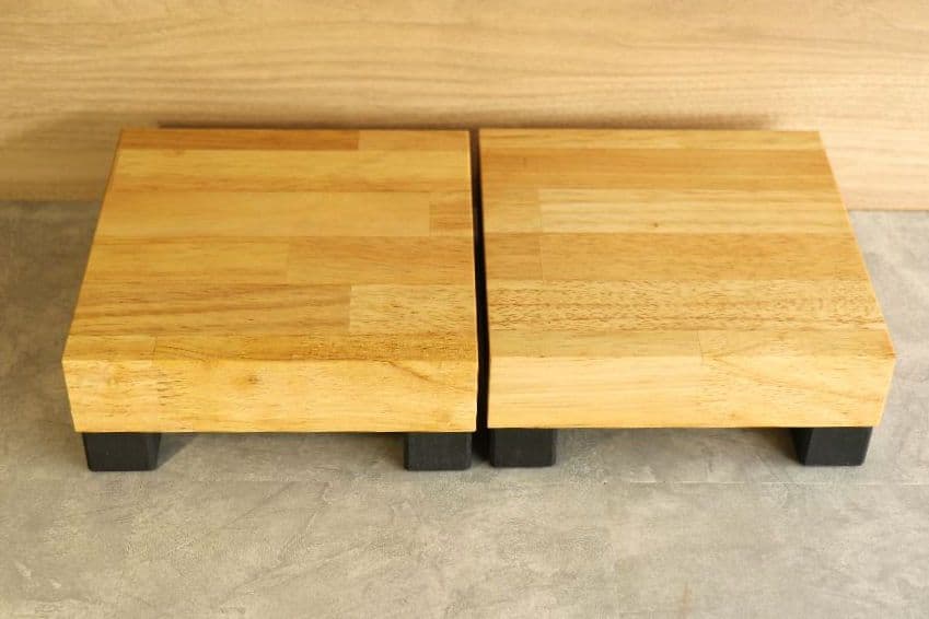 木製スピーカースタンド一対