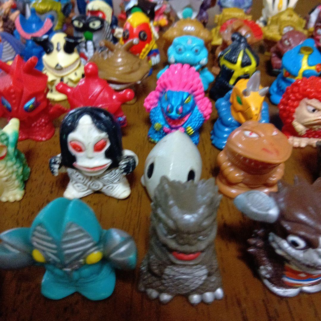 ウルトラマン指人形　怪獣　82体セット