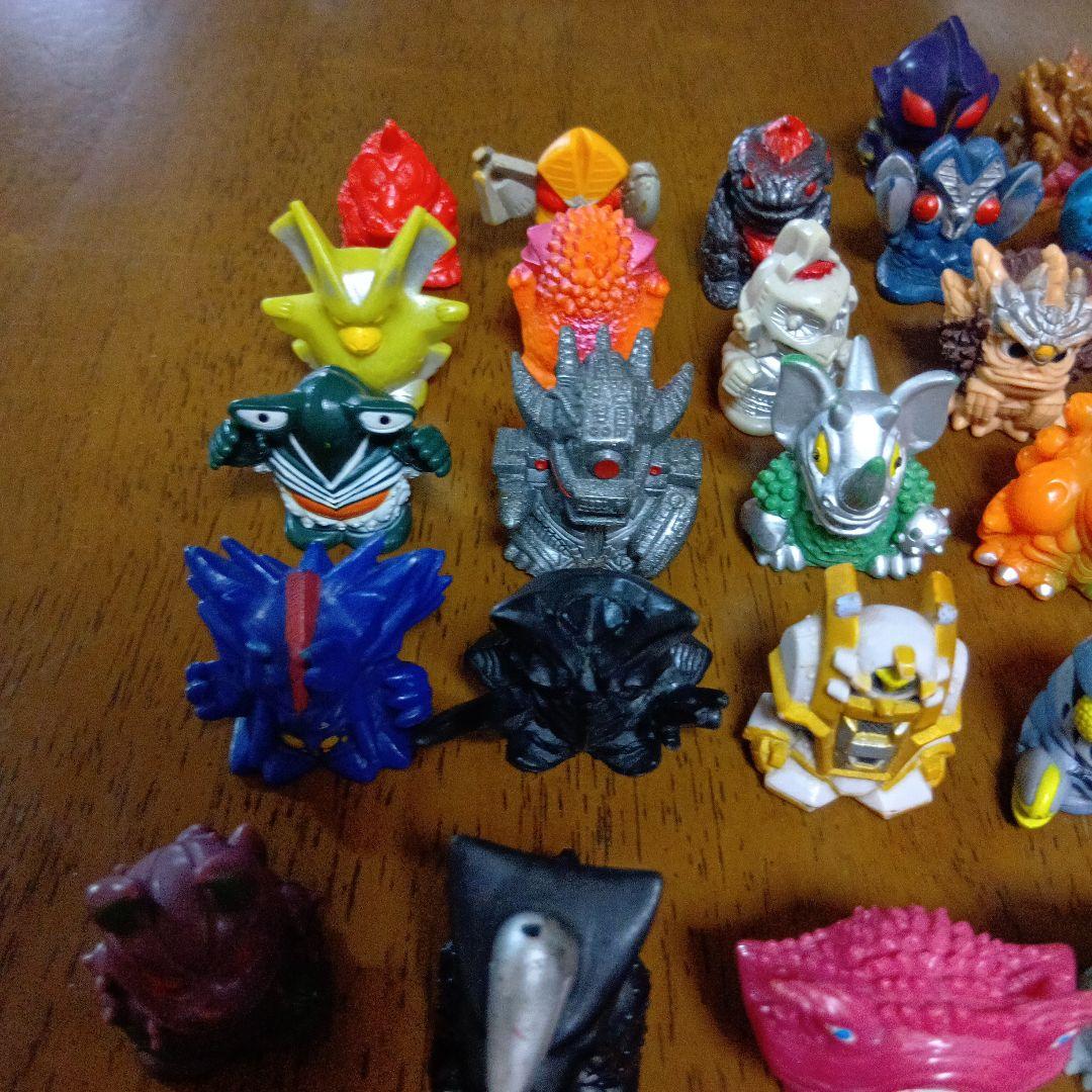 ウルトラマン指人形　怪獣　82体セット