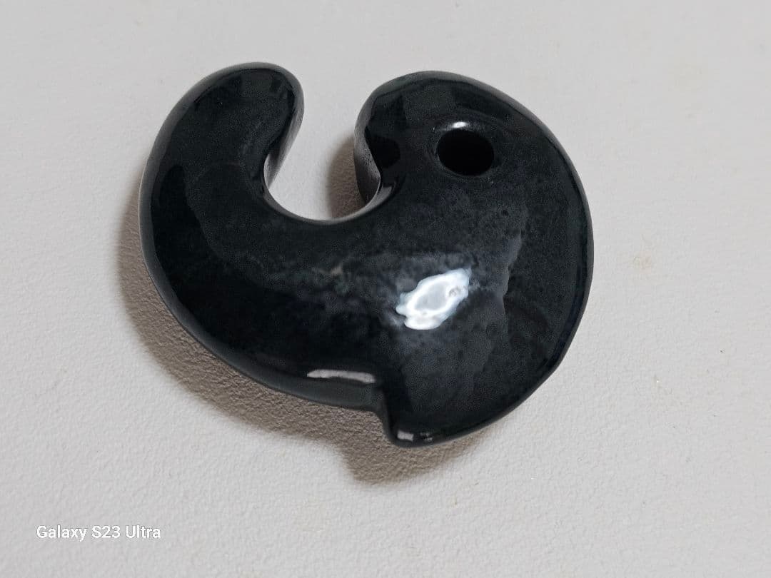 出雲瑪瑙碧玉飛龍勾玉　宝石鑑別書付き