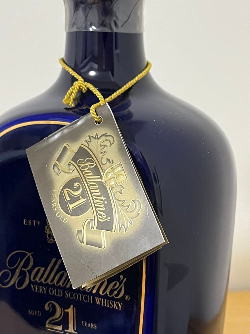 バランタイン21年 青陶器ボトル 43度 700ml 箱無し ウイスキー