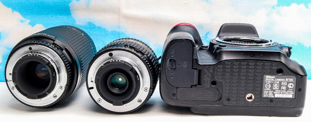 ニコン Nikon D7100⭐️ダブルレンズ⭐️スマホ転送可⭐️本格一眼レフ