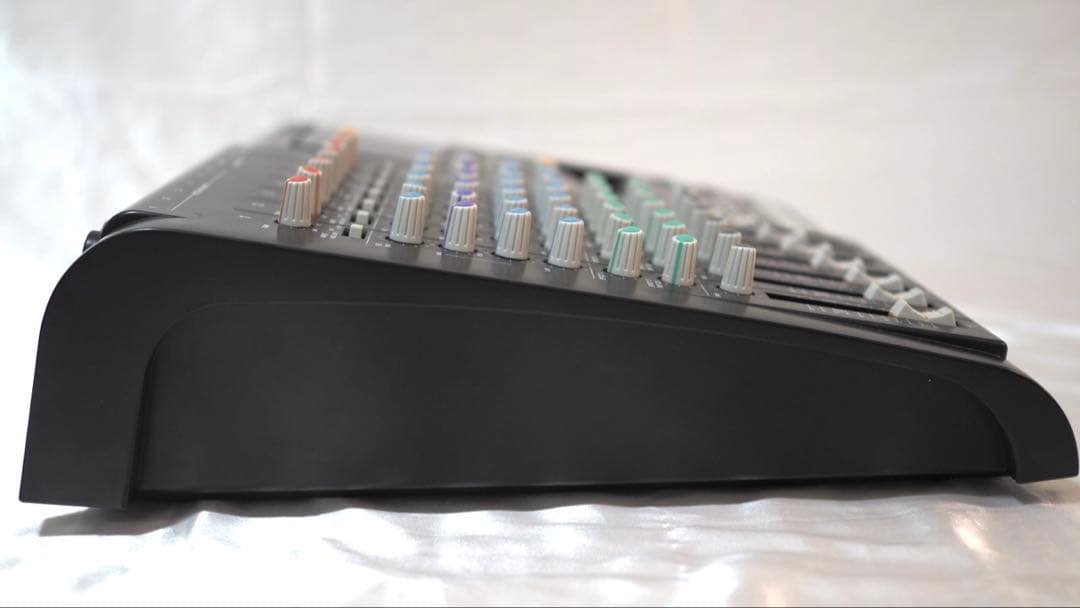 TASCAM 424 MKIII マルチトラックレコーダー