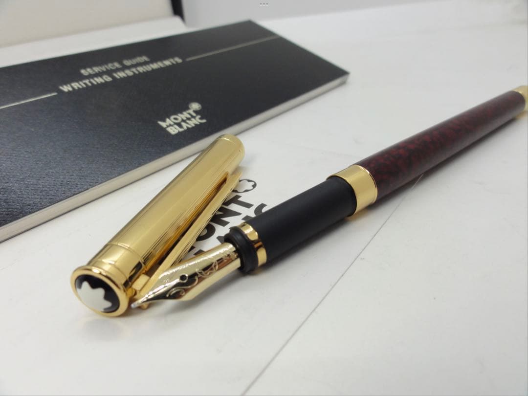 金運⭐️幸運を呼ぶパワーストーン⭐️レッドメノウデザイン